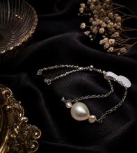 Load image into Gallery viewer, Alice Rose Jewellery - The Lily Bracelet
