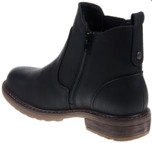 Load image into Gallery viewer, Lunar - Roxie II Ankle Boots in Black
