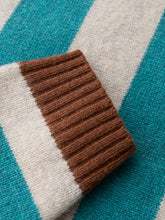 Load image into Gallery viewer, Sea Salt - Pinwell Cardigan in Bright Shape Estuary Mix

