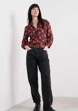 Load image into Gallery viewer, Sea Salt - 3/4 Embrace Shirt in Grass Meadow Maritime
