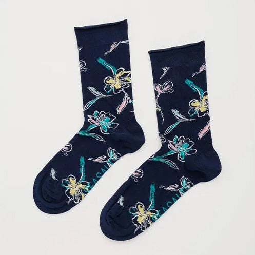 Sea Salt - Womens Arty Socks in Linear Floral Night