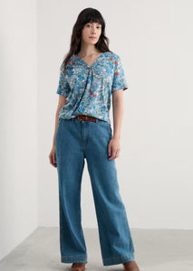 Sea Salt - Barnoon Top in Still Life Sea Holly