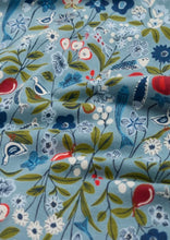 Load image into Gallery viewer, Sea Salt - Handyband in Still Life Sea Holly
