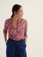 Load image into Gallery viewer, Sea Salt - Larissa Shirt in Echinacea Stems Rosehip
