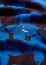 Load image into Gallery viewer, Sea Salt - May Garland Scarf in Macro Flower Cocoa
