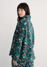 Load image into Gallery viewer, Sea Salt - Snugsoft Top in Illuminated Garden Dk Wreckage
