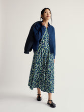 Load image into Gallery viewer, Sea Salt - Veronica Dress in Painty Bluebell Dark Voyage

