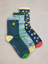 Load image into Gallery viewer, White Stuff - 3 Pack Spring Floral Ankle Socks Blue Multi
