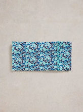 Load image into Gallery viewer, White Stuff - Versatile Jersey Role in Blue Print

