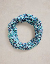 Load image into Gallery viewer, White Stuff - Versatile Jersey Role in Blue Print
