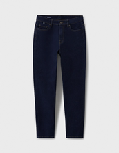 Load image into Gallery viewer, Crew Clothing - Girlfriend Jean in Dark Wash
