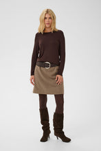 Load image into Gallery viewer, Culture - Juliet Long Sleeve T-Shirt - Coffee Bean Brown
