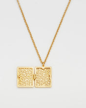 Load image into Gallery viewer, Fable - Eve Floral Locket Necklace
