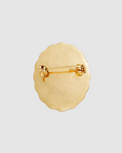 Load image into Gallery viewer, Fable - Forget Me Not Cameo Brooch
