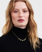 Load image into Gallery viewer, Fable - Gold Oak Leaf Choker
