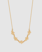 Load image into Gallery viewer, Fable - Gold Oak Leaf Choker
