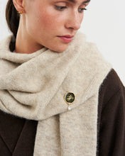 Load image into Gallery viewer, Fable - Robin Bramble Pearl Brooch
