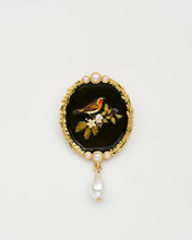 Load image into Gallery viewer, Fable - Robin Bramble Pearl Brooch
