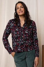 Load image into Gallery viewer, Lily &amp; Me - Ebley Blouse Cobbles - Black
