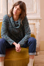Load image into Gallery viewer, Lily &amp; Me - Relaxed Everyday Jumper Budling Print in Sea Mist
