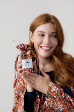 Load image into Gallery viewer, Lily &amp; Me - Soap On A Rope Gift Bag
