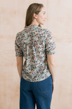 Load image into Gallery viewer, Lily &amp; Me - Wren Yarrow Printed Blouse in Ocean

