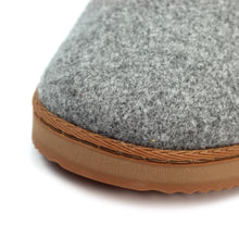 Load image into Gallery viewer, Lunar - Cranbrook Slipper in Grey
