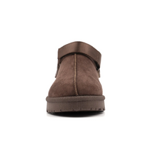 Load image into Gallery viewer, Lunar - Odessa Slipper in Dark Brown
