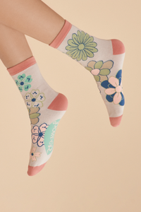 Powder - Ankle Socks - 70s Kaleidoscope Floral in Coconut