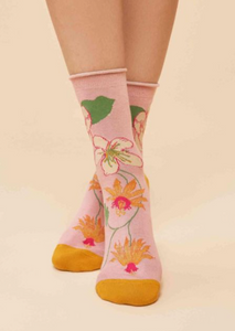 Powder - Ankle Socks - Tropical Flora in Petal