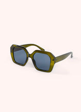 Load image into Gallery viewer, Powder - Nerissa Sunglasses in Forest
