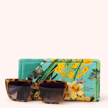 Load image into Gallery viewer, Powder - Velvet Sunglasses Pouch in Spring Flora
