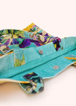 Load image into Gallery viewer, Powder - Velvet Tote Bag in Spring Flora
