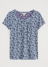 Load image into Gallery viewer, Sea Salt - Appletree T-Shirt in Paper Bellflower Bilberry
