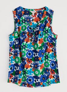 Sea Salt - Cobbs Well Top in Screenprint Floral Chalk