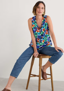 Sea Salt - Cobbs Well Top in Screenprint Floral Chalk