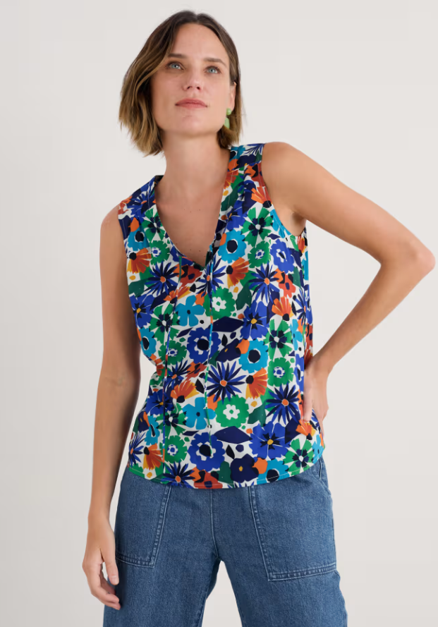 Sea Salt - Cobbs Well Top in Screenprint Floral Chalk