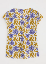 Load image into Gallery viewer, Sea Salt - Garden Gate Top in Leafy Floral Chalk Pear
