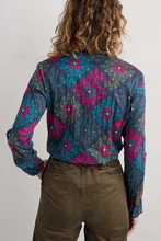 Load image into Gallery viewer, Sea Salt - Larissa Shirt - Cut Glass Mix
