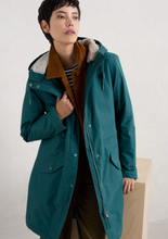 Load image into Gallery viewer, Sea Salt - Plant Hunter 2 Coat in Gust
