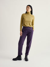 Load image into Gallery viewer, Sea Salt - Waterdance Trousers in Dark Violet
