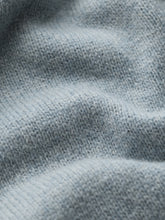 Load image into Gallery viewer, Sea Salt - East View Vest in Limpet
