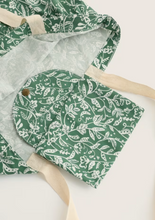 Load image into Gallery viewer, Sea Salt - Foldaway Canvas Shopper in Garden Peas Pea Pod Chalk
