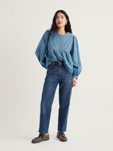 Load image into Gallery viewer, Sea Salt - Penwith Jean in Mid Wash
