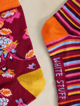 Load image into Gallery viewer, White Stuff - 2 Pack Stripe Floral Ankle Socks in Plum Multi
