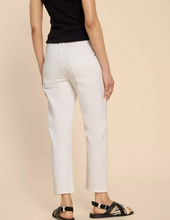 Load image into Gallery viewer, White Stuff - Blake Straight Cropped Jeans
