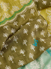 Load image into Gallery viewer, White Stuff - Callie Printed Scarf in Green Print
