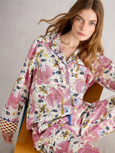 Load image into Gallery viewer, White Stuff - Nina Pyjamas in Natural Print
