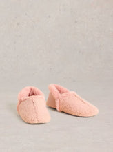 Load image into Gallery viewer, White Stuff - Reya Closed Back Slipper - Light Pink
