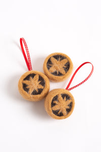 Hawthorn Handmade - Mince Pies Needle Felt Kit Mini